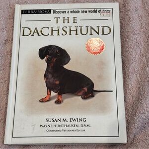 The Dachshund Book by Susan M. Ewing - Dog Petcare Book & DVD - Terra Nova - New